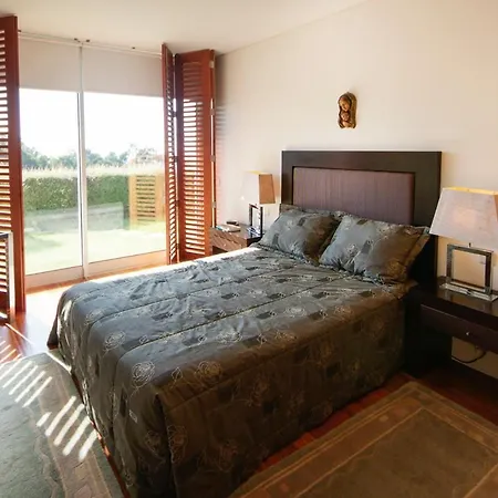 Villa Sleeps 8 Pool Air Con Wifi