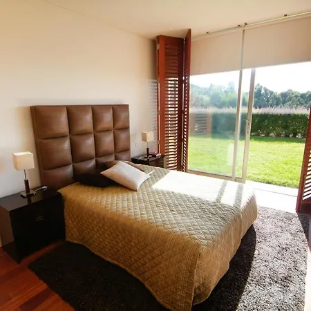 Villa Sleeps 8 Pool Air Con Wifi